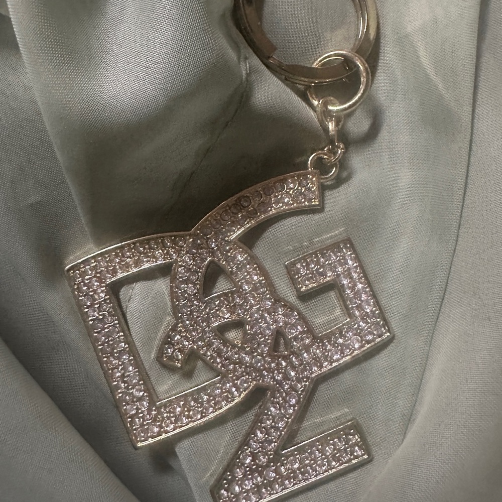 DG2 Keychain - Picture 2 of 3